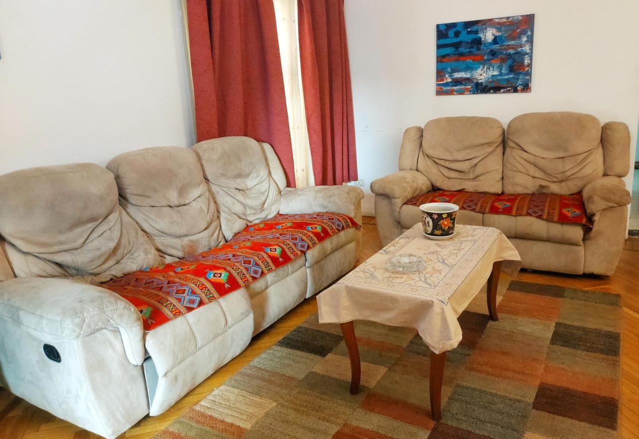Jessy Lovely Apartment In Heliopolis Kairo Exteriör bild